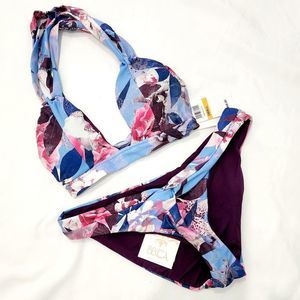 NWT BECCA Floral Halter Bikini